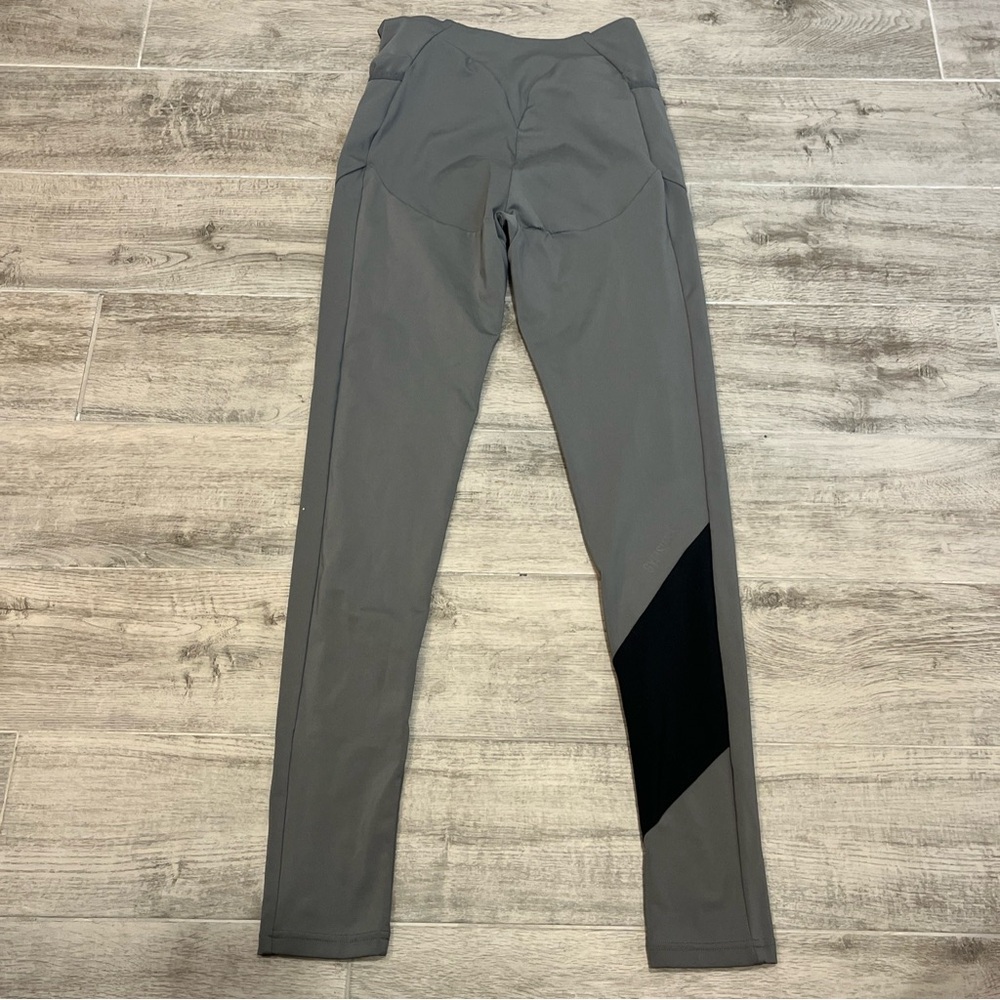 Gymshark Crossover Waist Leggings Women’s Small Gray Black Criss-Cross Running - Picture 4 of 8